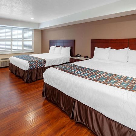 Travelodge By Wyndham Harbor City Los Angeles Extérieur photo