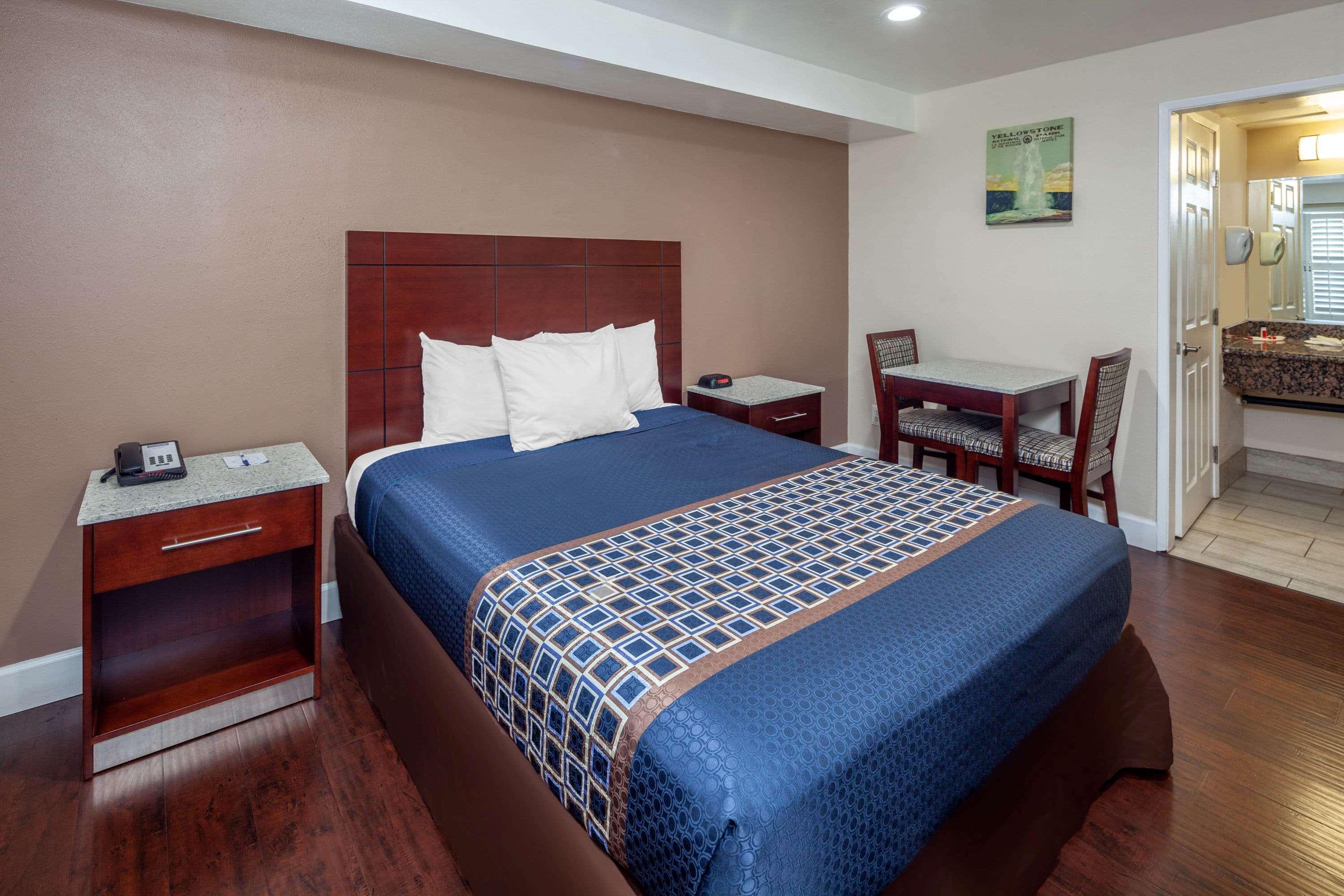 Travelodge By Wyndham Harbor City Los Angeles Extérieur photo
